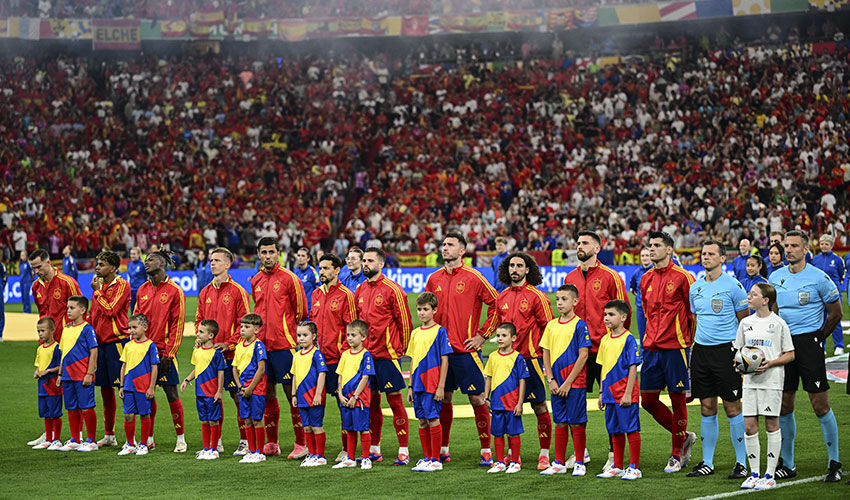 EURO 2024'te tarihi final! İspanya - İngiltere muhtemel 11'ler EURO 2024'te tarihi final! İspanya - İngiltere muhtemel 11'ler - 1. Resim