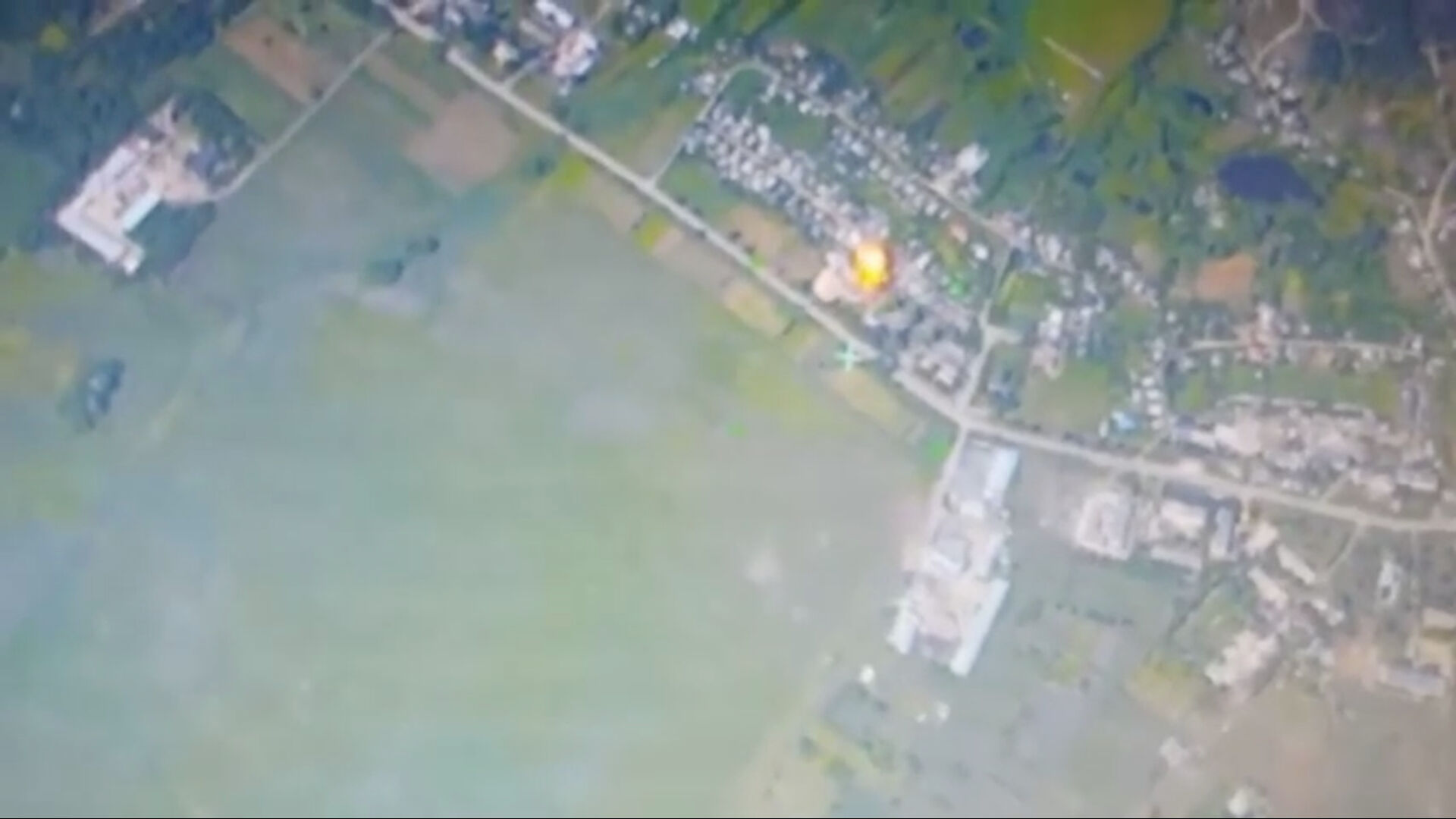 Rusya 3 tonluk bomba ile Ukrayna'yı vurdu! Dev bölge imha edildi Rusya 3 tonluk bomba ile Ukrayna'yı vurdu! Dev bölge imha edildi - 3. Resim