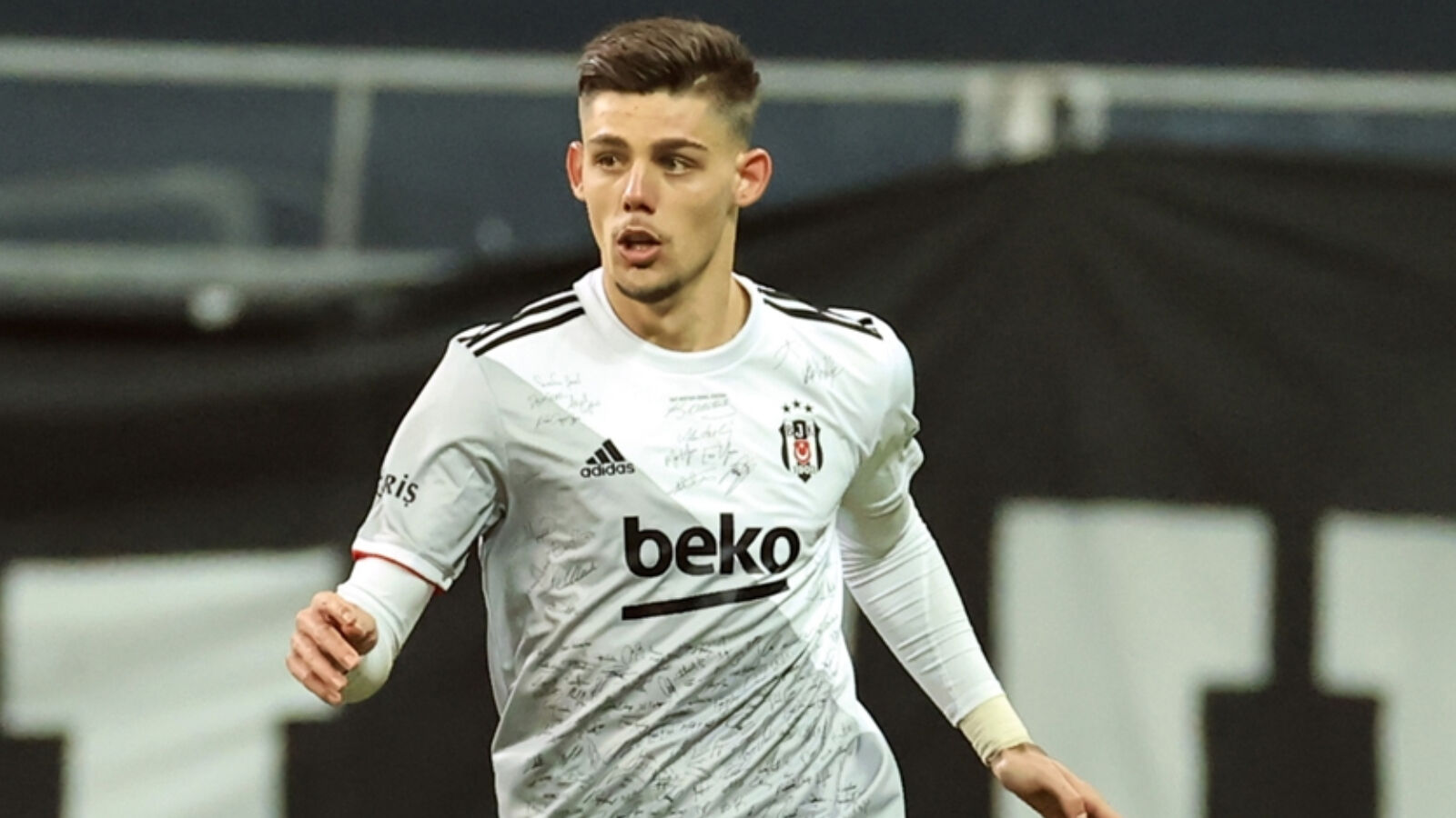 Beşiktaş'ta Montero ayrılık için gün sayıyor! La Liga'dan talipleri var - 1. Resim