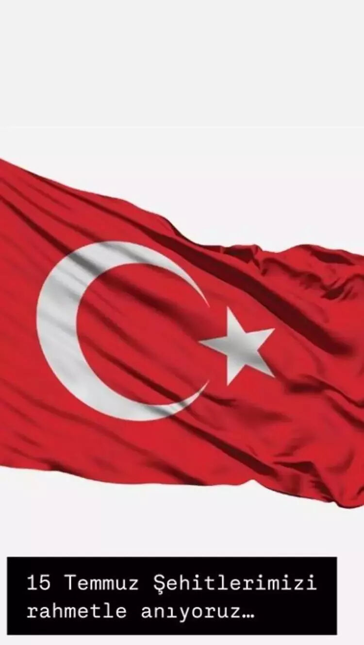 Büyük bir destan yazıldı! Ünlüler 15 Temmuz’u unutmadı - 2. Resim