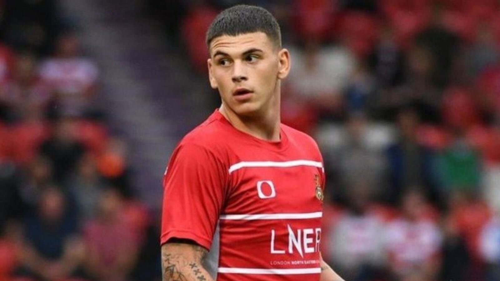 Fenerbahçe'de genç oyuncu takımdan ayrıldı! Hollanda Ligi'ne transfer oldu Fenerbahçe'de genç oyuncu takımdan ayrıldı! Hollanda Ligi'ne transfer oldu - 1. Resim