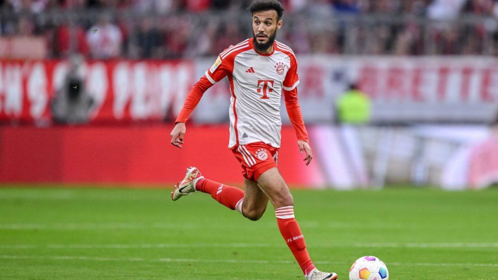 Galatasaray, Bayern Münih ile resmi görüşme yaptı iddiası! Mazraoui ayrılık talebini iletti Galatasaray, Bayern Münih ile resmi görüşme yaptı iddiası! Mazraoui ayrılık talebini iletti - 1. Resim