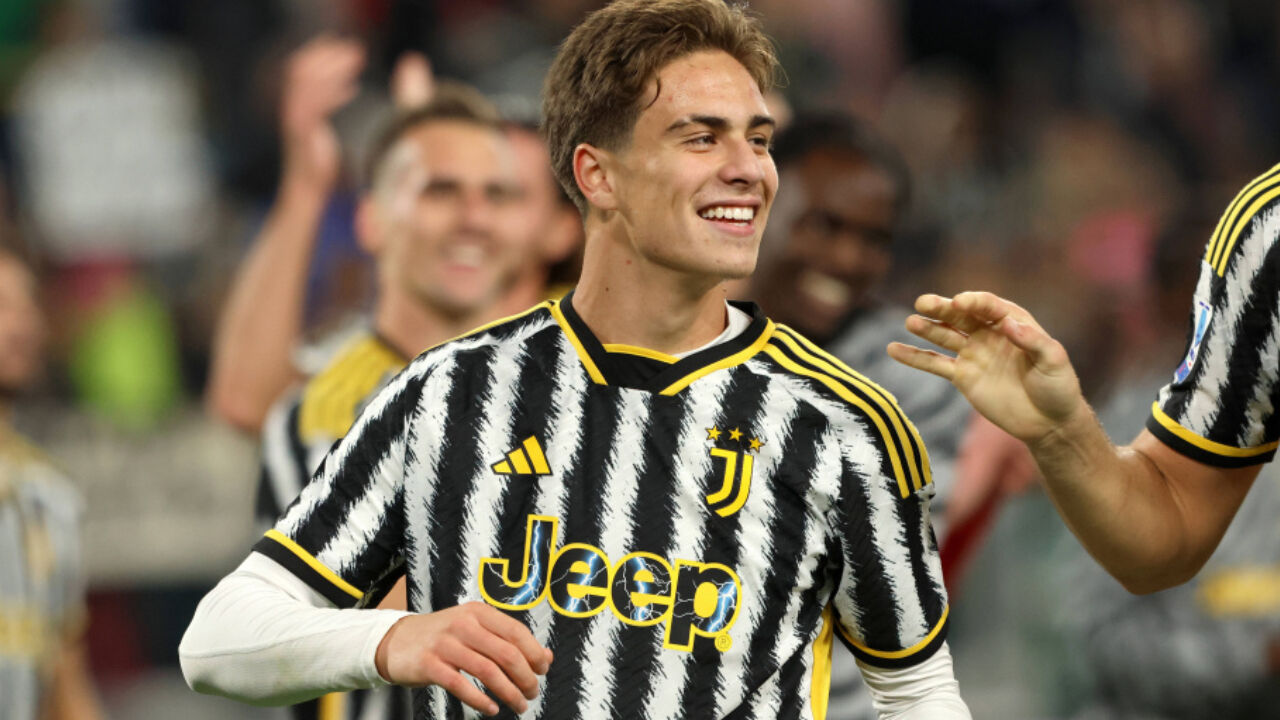Juventus'ta bir ilk yaşanacak! Milli futbolcu Kenan Yıldız'a yapılan jest gururlandırdı Juventus'ta bir ilk yaşanacak! Milli futbolcu Kenan Yıldız'a yapılan jest gururlandırdı - 1. Resim