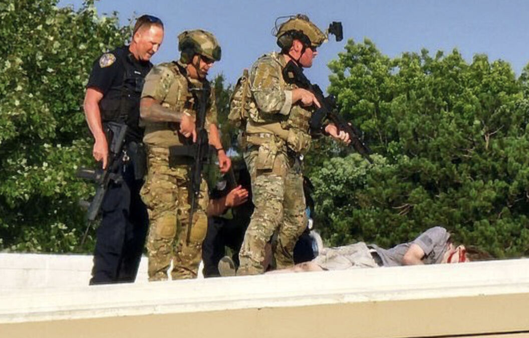 Trump'a suikast düzenleyen Thomas Matthew Crooks'un okul arkadaşlarından çarpıcı sözler: Komik derecede kötü atışçı Trump'a suikast düzenleyen Thomas Matthew Crooks'un okul arkadaşlarından çarpıcı sözler: Komik derecede kötü atışçı - 3. Resim