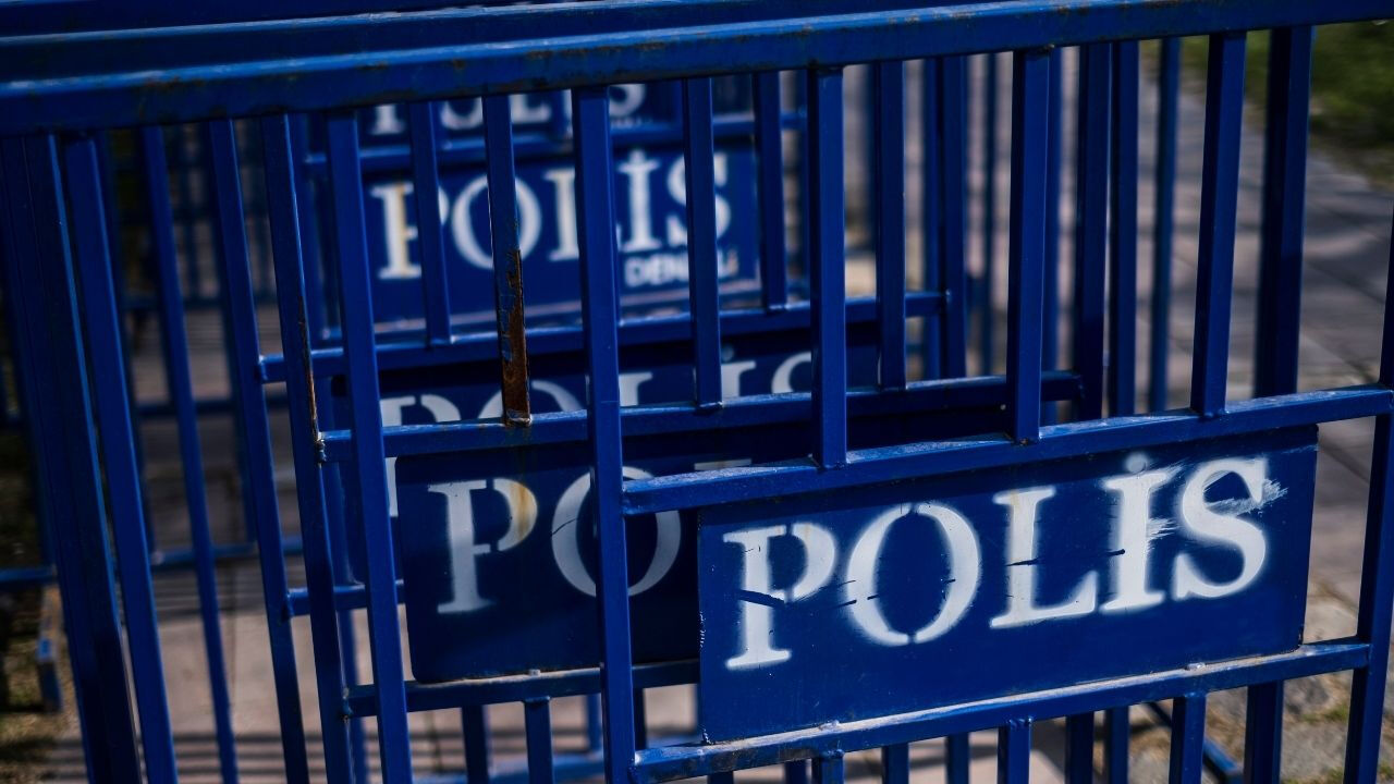 2023 yılında polis olmak için TYT'den en az 250 ham puan almak gerekiyordu - 1. Resim