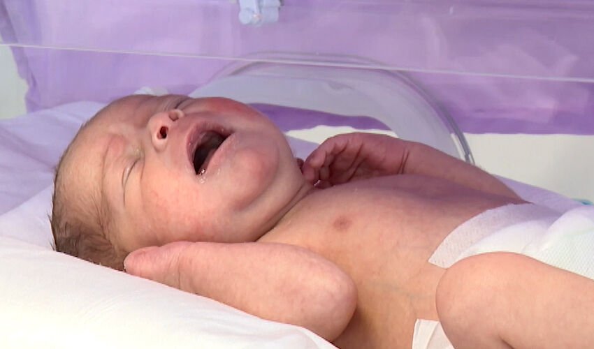 4 bin doğumda bir görülüyor: Yenidoğan bebeğe ‘milimetrik’ yemek borusu operasyonu 4 bin doğumda bir görülüyor: Yenidoğan bebeğe ‘milimetrik’ yemek borusu operasyonu - 2. Resim
