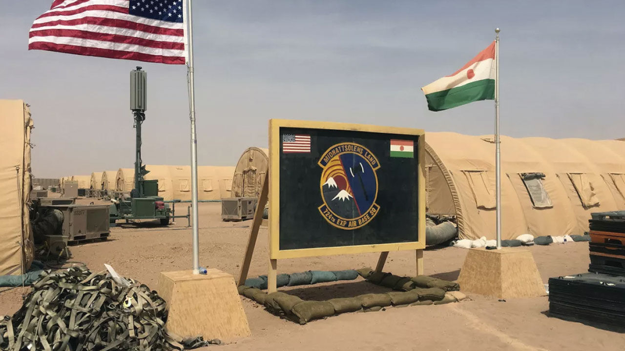 ABD Nijer'deki yüzlerce askerini çekecek ABD Nijer'deki yüzlerce askerini çekecek - 1. Resim