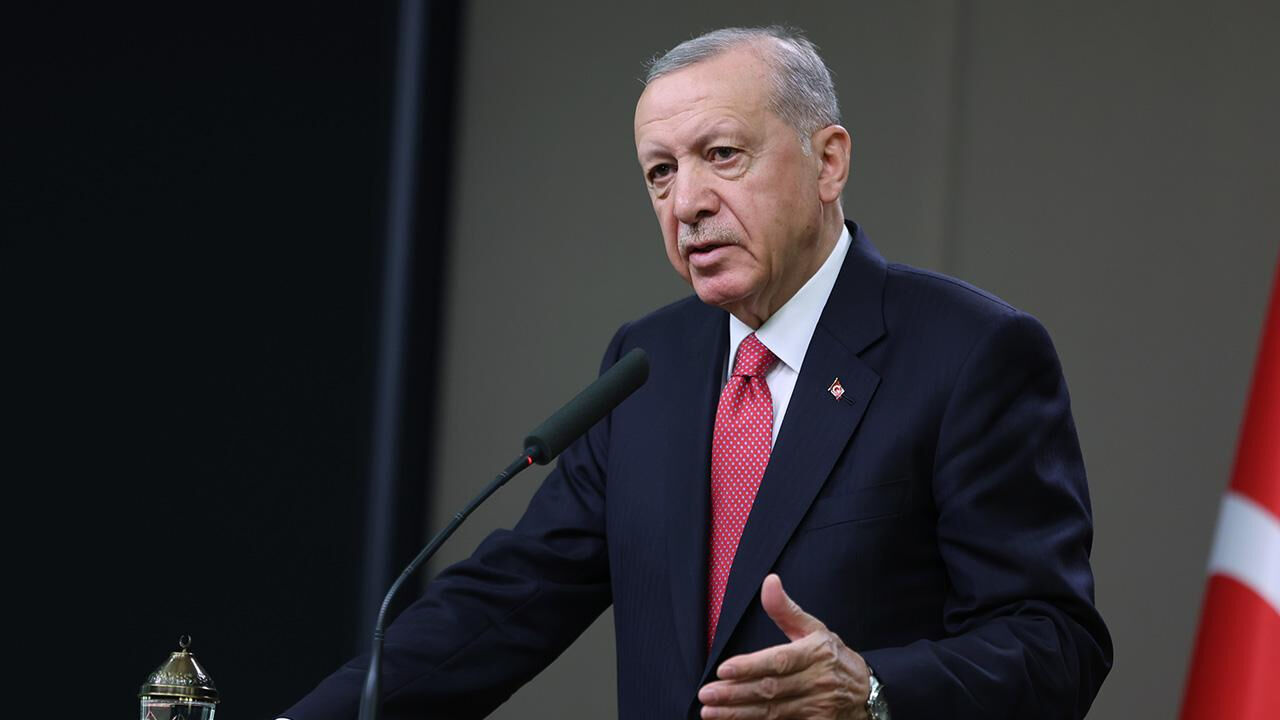 Erdoğan NATO ülkelerini hedef aldı: Silahlar terör örgütünün sığınaklarından çıkıyor Cumhurbaşkanı Erdoğan konuşuyor! Milyonların beklediği açıklamalar - 3. Resim
