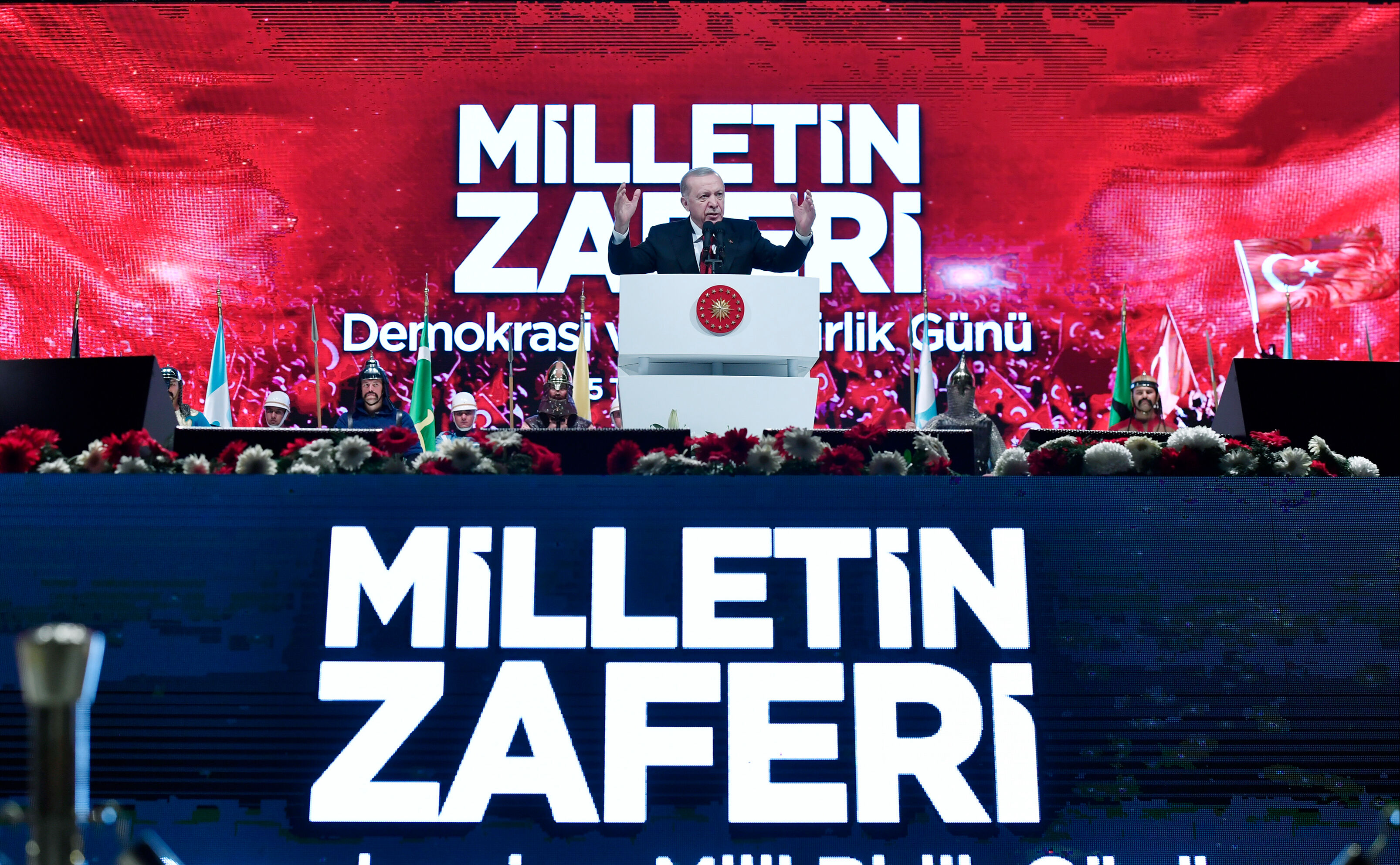 Milletin zaferinin 8. yıl dönümü! Erdoğan'dan Külliye'de 15 Temmuz mesajı Milletin zaferinin 8. yıl dönümü! Erdoğan'dan Külliye'de 15 Temmuz mesajı - 3. Resim