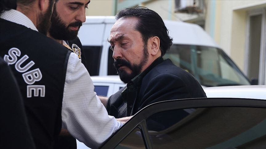 Adnan Oktar davasında yeni gelişme! Firari sanıklar yakalandı, mahkeme kararını verdi - 2. Resim