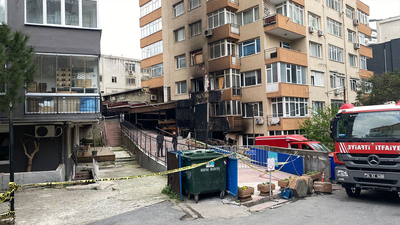 Beşiktaş'taki gece kulübündeki faciada savunmalar alınıyor!  Beşiktaş'taki gece kulübündeki faciada savunmalar alınıyor! Bu takdir-i ilahidir, iflasın eşiğine geldim - 3. Resim