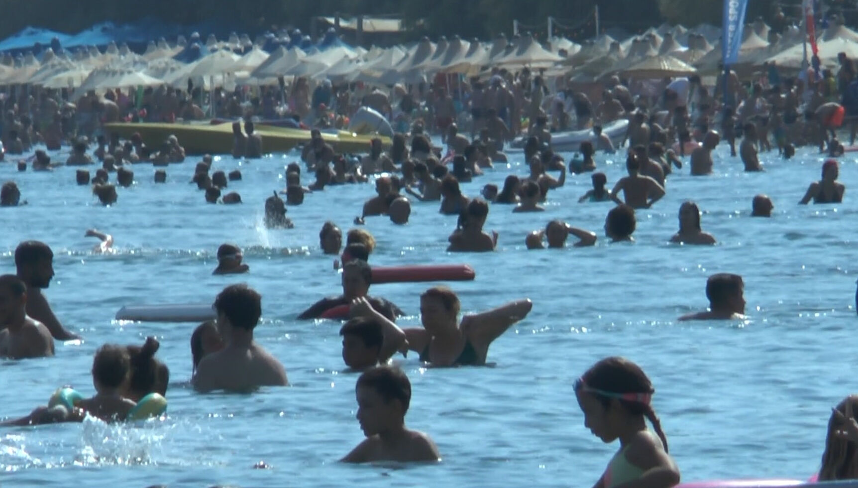 Bodrumlu turizmcilerden 'sessiz yaz' iddialarına tepki: Pahalı değiliz, boş sandalyemiz bile yok Bodrumlu turizmcilerden 'sessiz yaz' iddialarına tepki: Pahalı değiliz, boş sandalyemiz bile yok - 4. Resim
