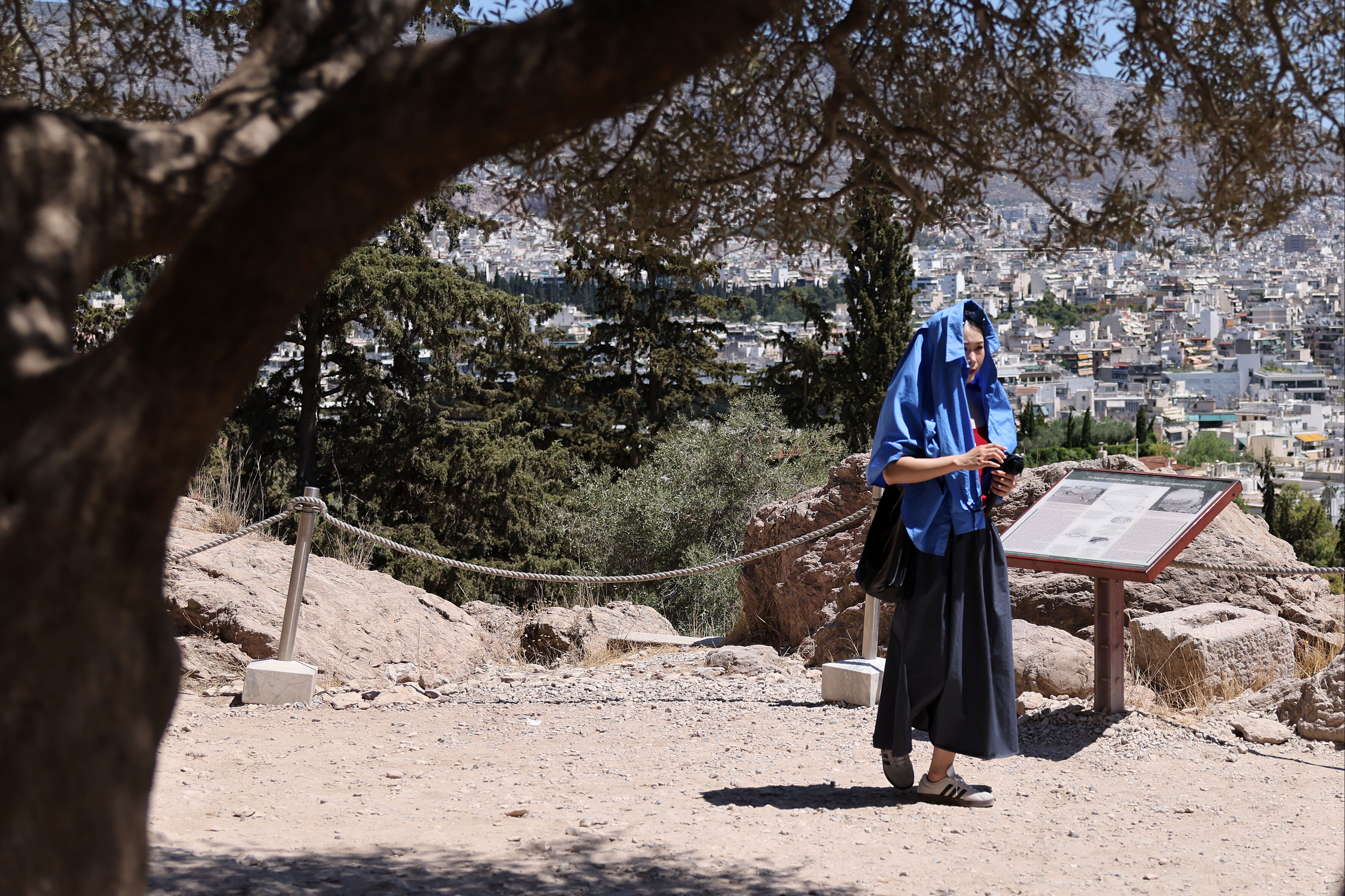 Çöl sıcakları Yunanistan'ı vurdu! Tarihi Akropolis ziyarete kapatıldı Çöl sıcakları Yunanistan'ı vurdu! Tarihi Akropolis ziyarete kapatıldı - 1. Resim
