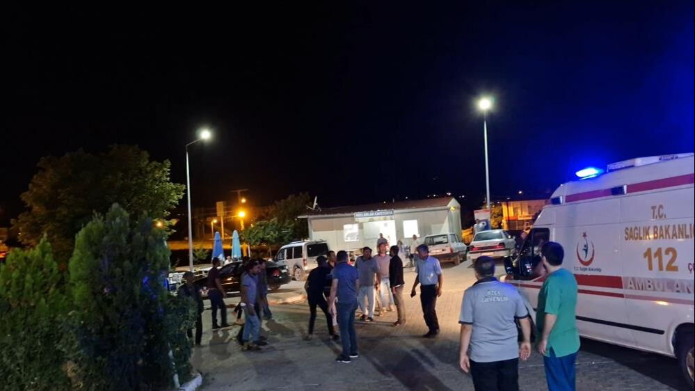 Çorum'da sıcak saatler! Ortalık savaş alanına döndü, yaralılar var - 3. Resim