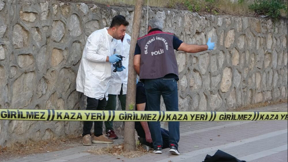 İş adamı Murat Köse hayatını kaybetti! Cesedi yol kenarında bulundu - 1. Resim