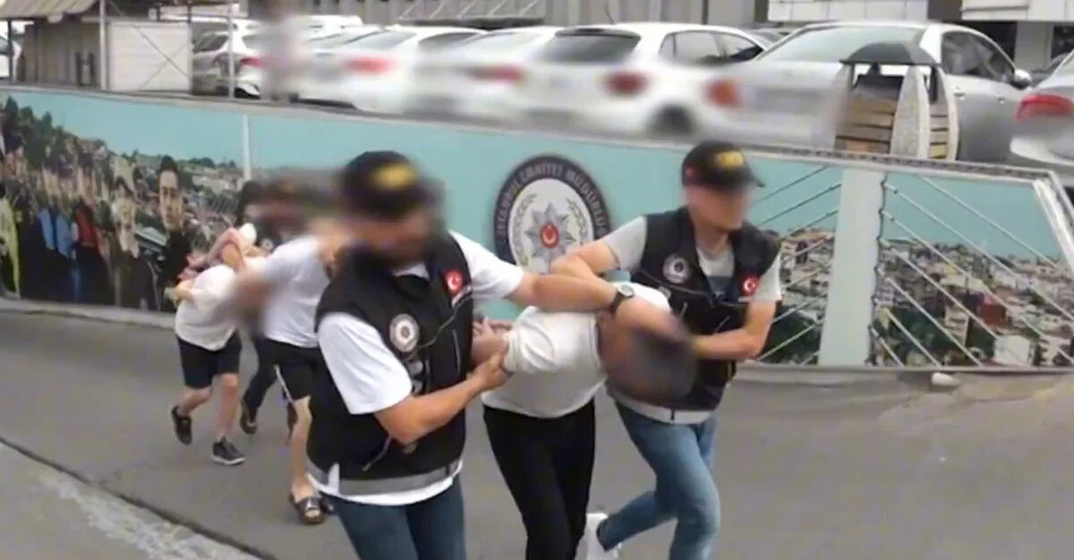 Zehir tacirlerine 57 ilde operasyon düzenlendi, 396 gözaltı var - 2. Resim