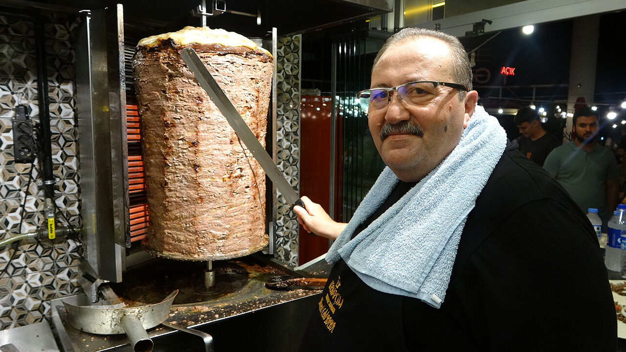 100 TL'lik döner kuyruğu! Trabzonlular akın etti - 1. Resim