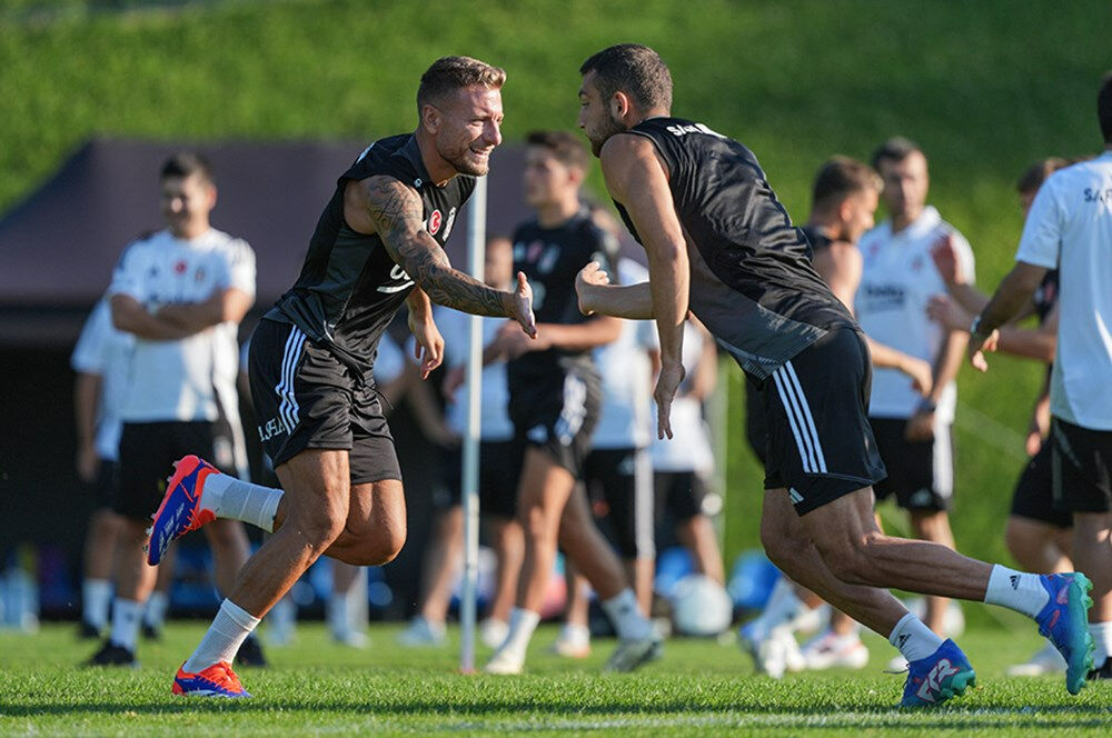 Beşiktaş'ta Ciro Immobile'nin gelişi sonrası Aboubakar kafaları karıştırdı! Beşiktaş'ta Ciro Immobile'nin gelişi sonrası Aboubakar kafaları karıştırdı! - 1. Resim