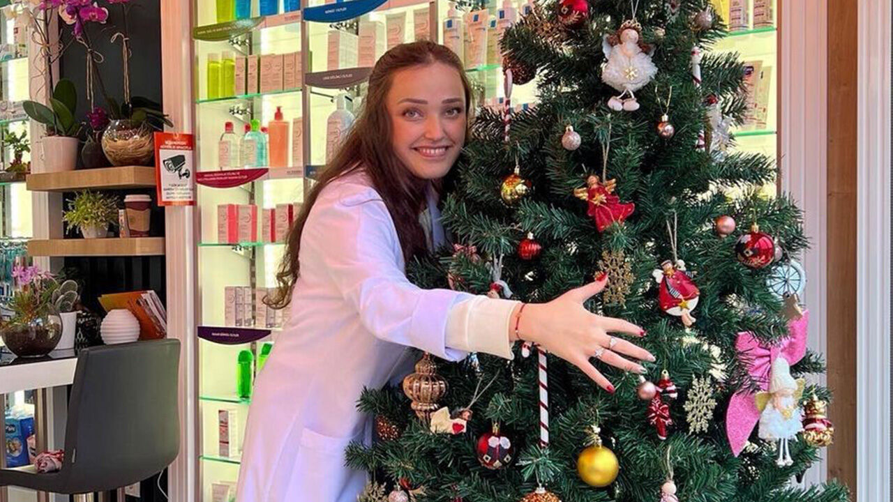 Genç eczacı Begüm'den acı haber! Aniden önlerine çıkan domuz hayattan kopardı - 2. Resim