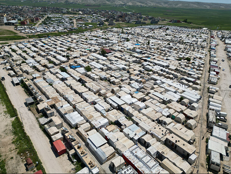 Yezidiler terör örgütü PKK yüzünden 10 yıldır evlerinden uzakta Yezidiler terör örgütü PKK yüzünden 10 yıldır evlerinden uzakta - 1. Resim