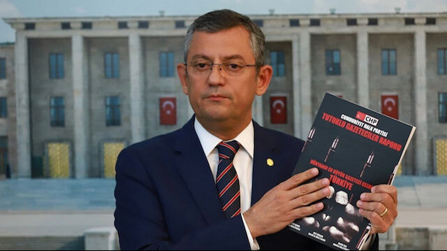 CHP’de çifte skandal! Söyledikleriyle yaptıkları birbirinin tam tersi CHP’de çifte skandal! Söyledikleriyle yaptıkları birbirinin tam tersi - 2. Resim