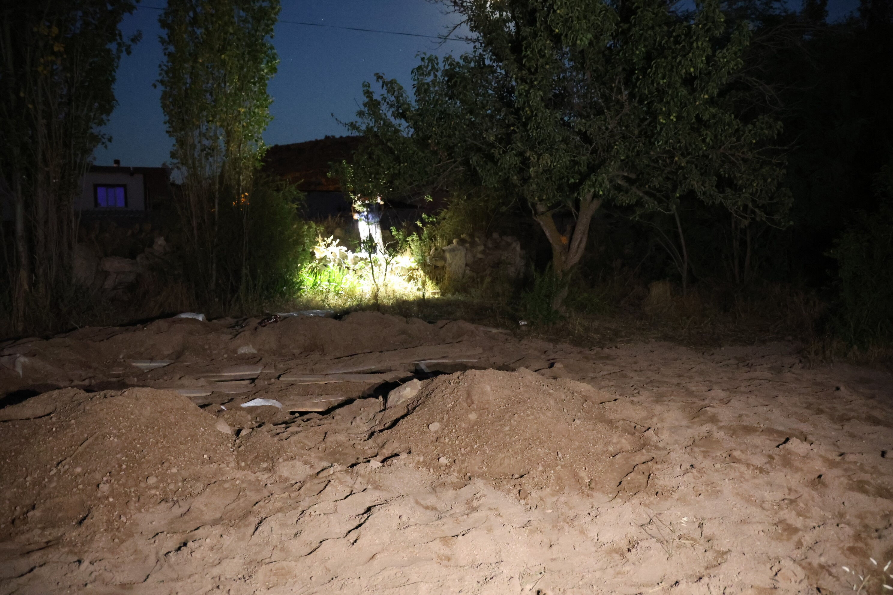 Kavga ihbarına gittiler, gördükleri manzara karşısında şoke oldular! Ürgüp'te akılalmaz olay Kavga ihbarına gittiler, gördükleri manzara karşısında şoke oldular! Ürgüp'te akılalmaz olay - 3. Resim