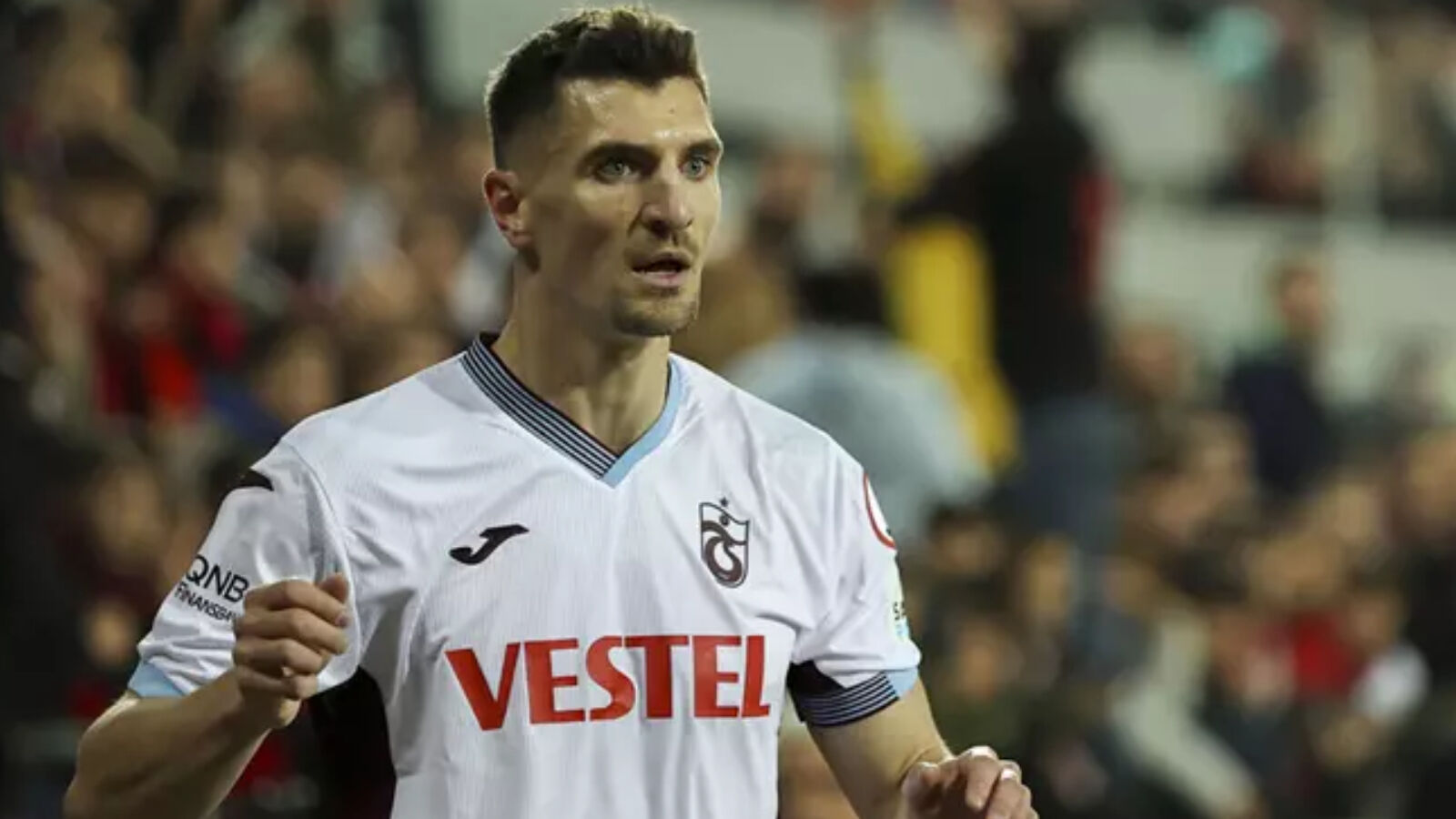 Trabzonspor'dan ayrılan Thomas Meunier, Lille ile sözleşme imzaladı Trabzonspor'dan ayrılan Thomas Meunier, Lille ile sözleşme imzaladı - 1. Resim