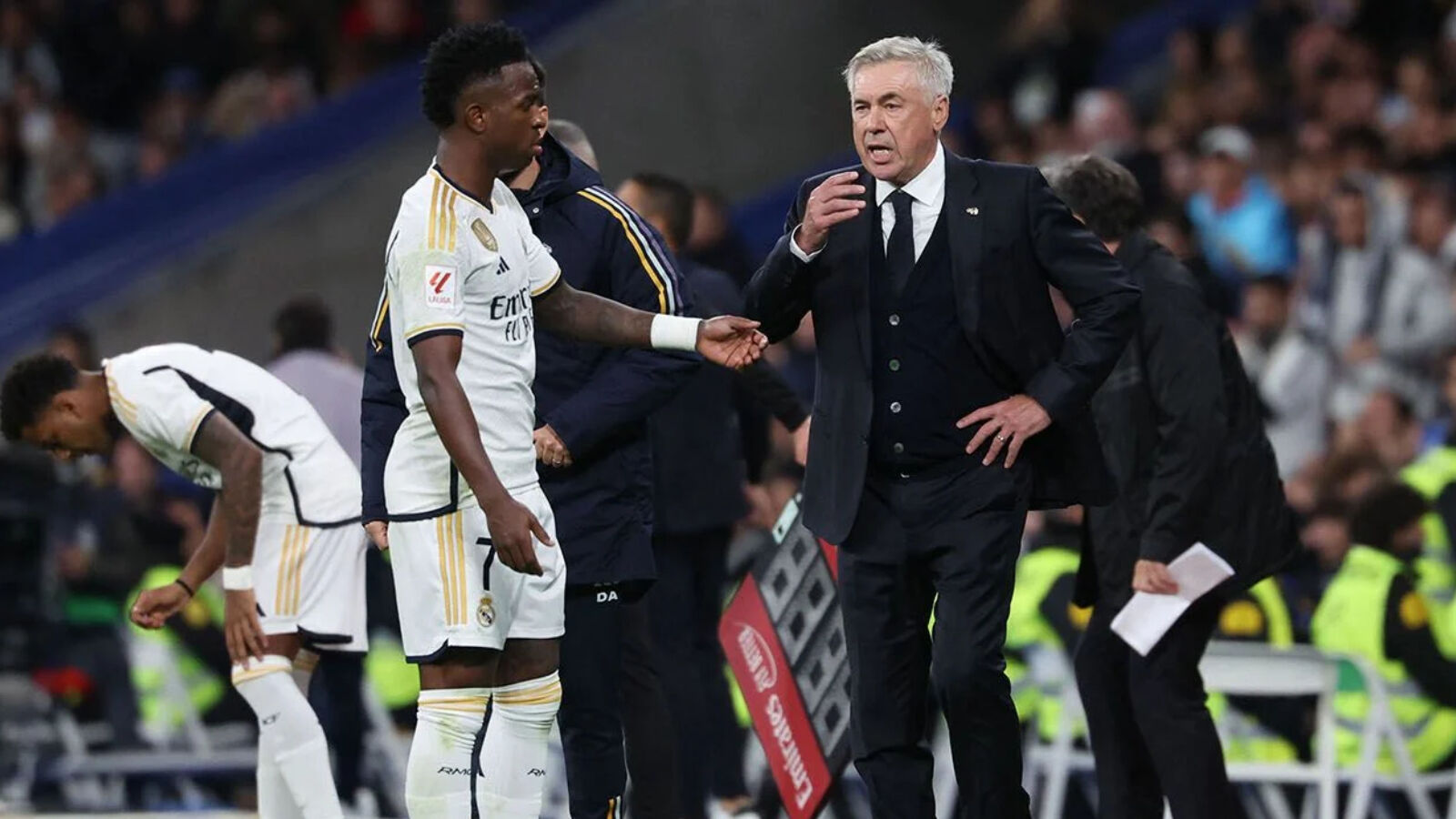 Carlo Ancelotti'nin başı kadrosuyla belada! 'Oynatacak bir yer bulacağız' diyerek açıkladı Carlo Ancelotti'nin başı kadrosuyla belada! 'Oynatacak bir yer bulacağız' diyerek açıkladı - 1. Resim