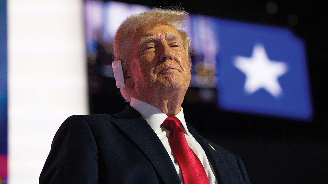 Donald Trump uğradığı suikast girişimi hakkında "çatıya nasıl çıktı? Rapor neden verilmedi" diyerek tepki gösterdi Donald Trump uğradığı suikast girişimi hakkında "çatıya nasıl çıktı? Rapor neden verilmedi" diyerek tepki gösterdi - 4. Resim