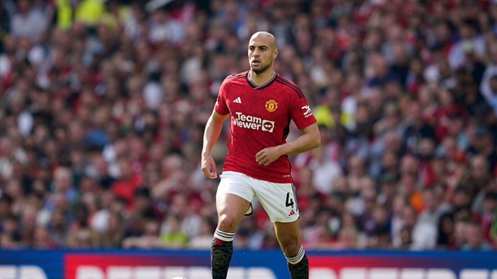 Fenerbahçe ve Galatasaray'ın listesinde olan Sofyan Amrabat transfer kararını verdi Fenerbahçe ve Galatasaray'ın listesinde olan Sofyan Amrabat transfer kararını verdi - 1. Resim