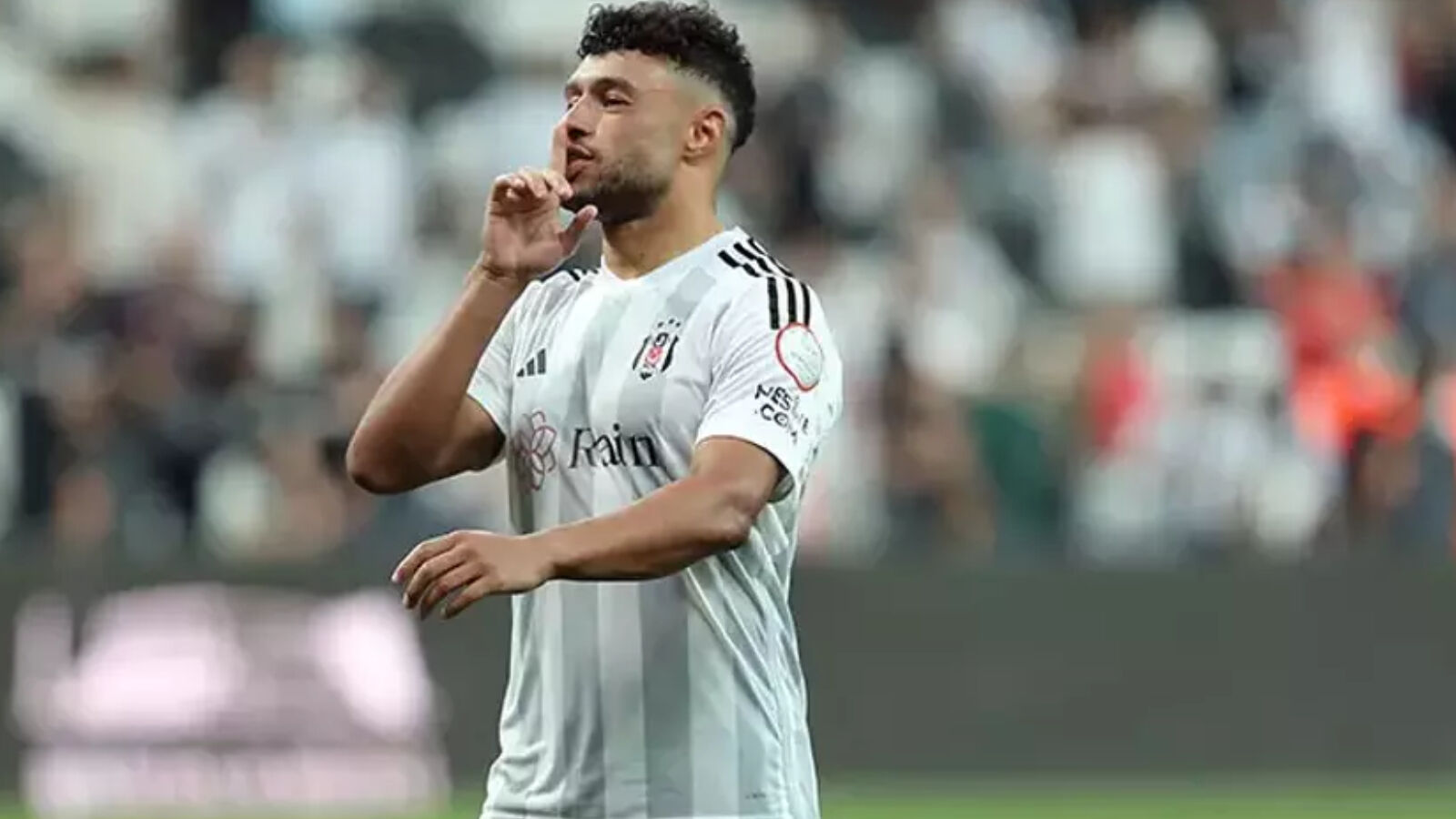 İngiliz basını Beşiktaş'taki ayrılığı duyurdu! Chamberlain kiralık gidecek iddiası İngiliz basını Beşiktaş'taki ayrılığı duyurdu! Chamberlain kiralık gidecek iddiası - 2. Resim