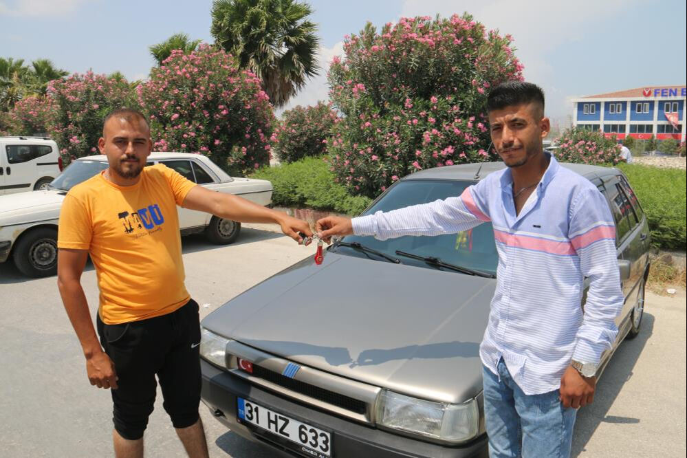 Araç pazarında otomobili satmak için gün sayanlar umutlarını ağustos ayına bıraktı: "Kimse araba almıyor" - 3. Resim