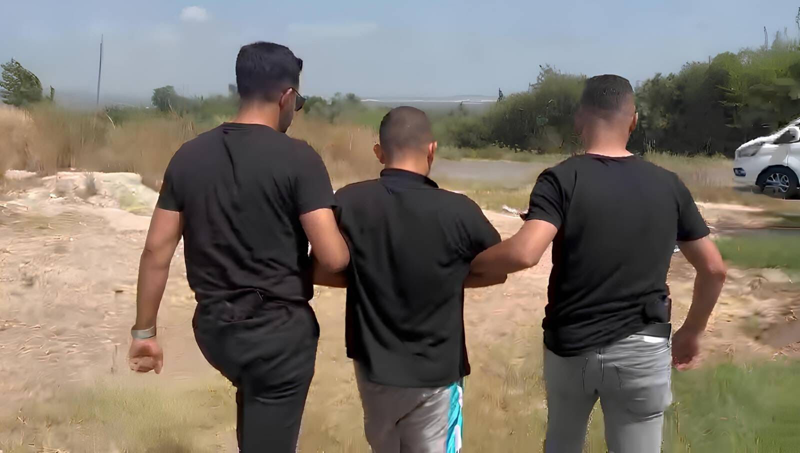 "Beni ekip alamaz" diye canlı yayın yaptı, jandarma bakın nerede enselendi - 3. Resim