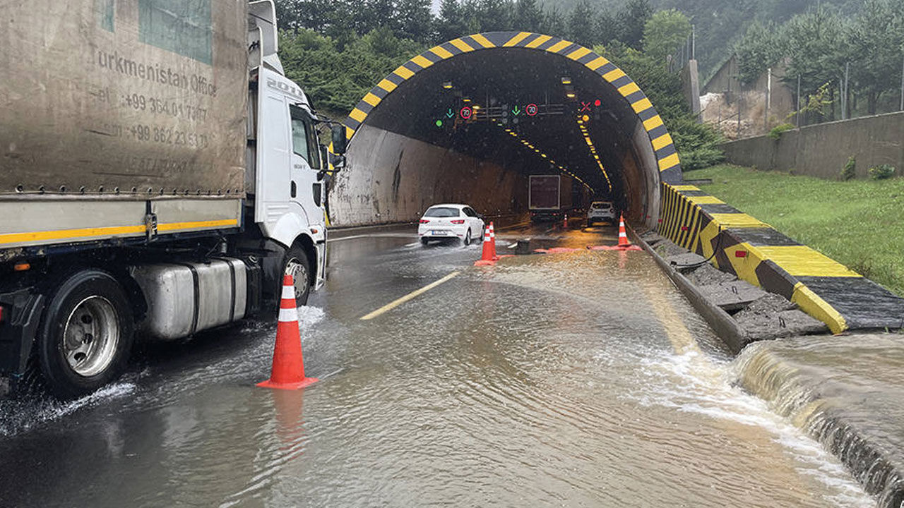 Bolu Dağı Tüneli İstanbul istikameti trafiğe kapanıyor! Bolu-İstanbul yolunun kaç gün kapalı olacağı açıklandı Bolu Dağı Tüneli İstanbul istikameti trafiğe kapanıyor! Bolu-İstanbul yolunun kaç gün kapalı olacağı açıklandı - 2. Resim