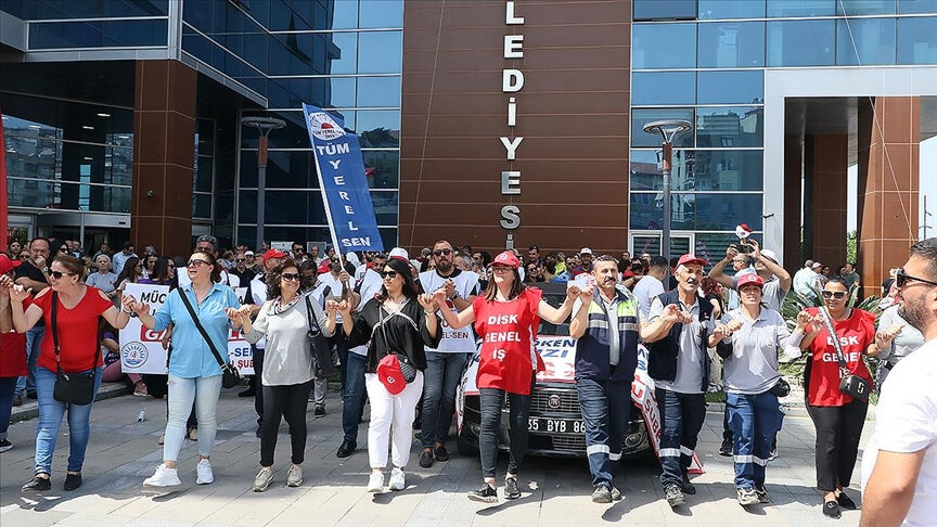 CHP belediyelerindeki işçi isyanı İstanbul Şişli'ye de sıçradı: Fazlasını değil hakkımızı istiyoruz CHP belediyelerindeki işçi isyanı İstanbul Şişli'ye de sıçradı: Fazlasını değil hakkımızı istiyoruz - 4. Resim