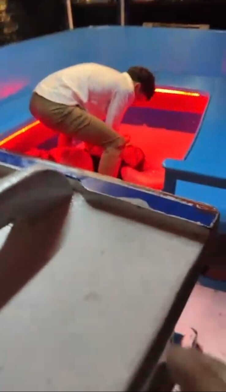 Selfie kabusu! Denize düşmüş üzerinden tekne geçmişti! Kaptan o anları anlattı Selfie kabusu! Denize düşmüş üzerinden tekne geçmişti! Kaptan o anları anlattı - 2. Resim