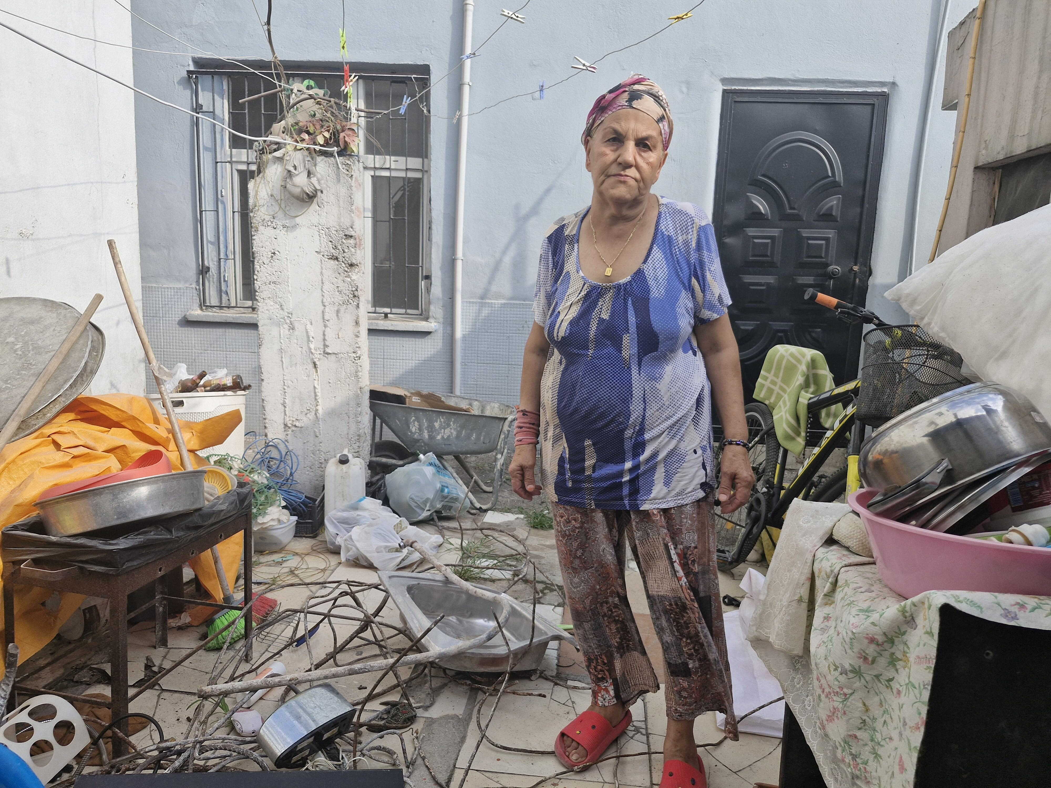 Bulduğu 80 bin TL'lik telefonu karakola teslim etti, başına gelenler sonrası büyük şok yaşadı Bulduğu 80 bin TL'lik telefonu karakola teslim etti, başına gelenler sonrası büyük şok yaşadı - 2. Resim