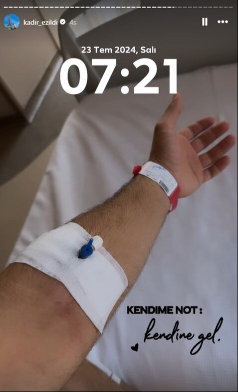 Kadir Ezildi, fıtık sebebiyle ameliyat olacağını sosyal medya hesabında paylaştı - 2. Resim