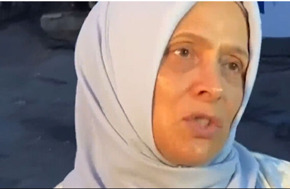 Mert Demir'in annesi görenleri şaşırttı Mert Demir'in annesi görenleri şaşırttı - 1. Resim