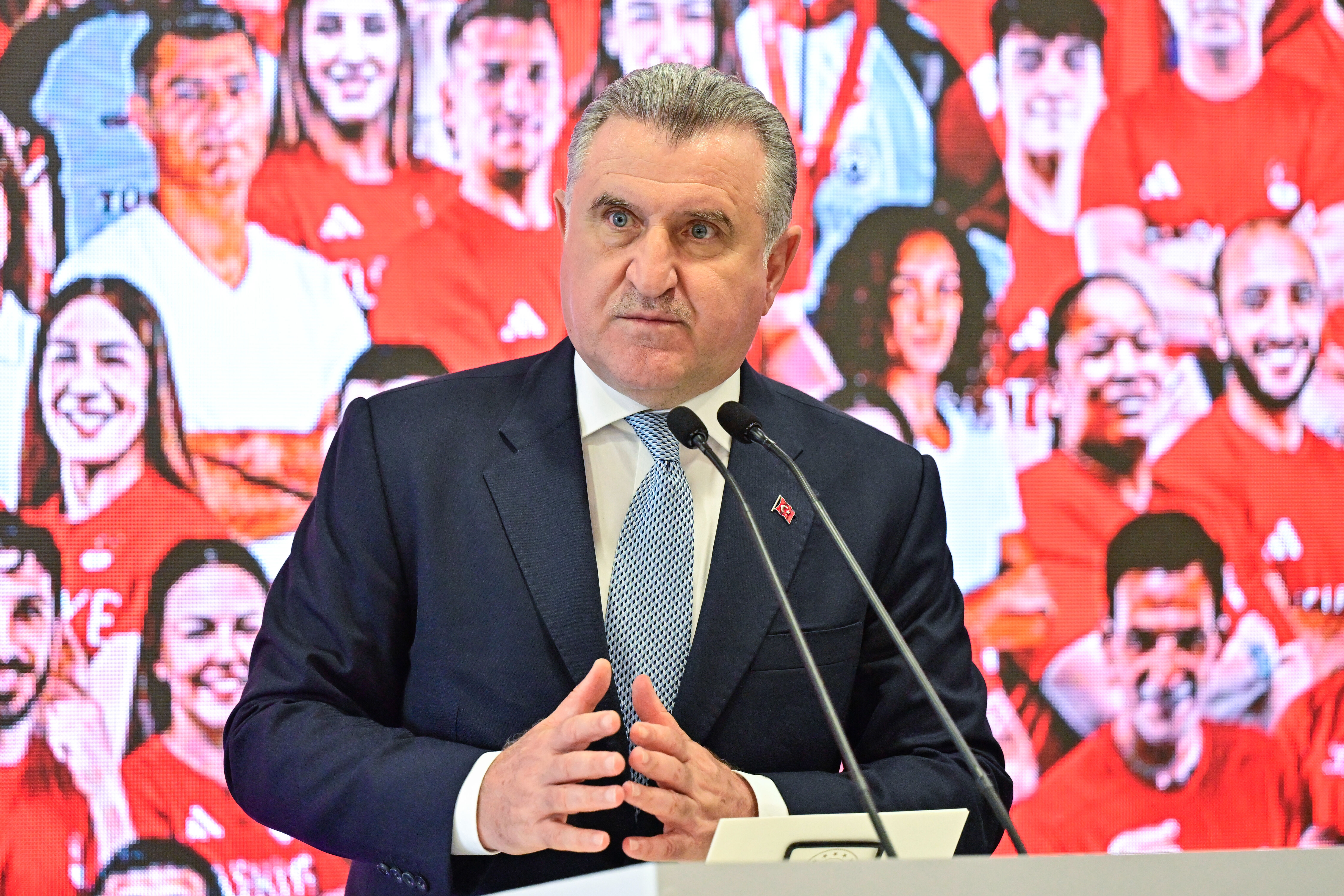 Team Türkiye Paris 2024 Olimpiyatları'na uğurlandı Team Türkiye Paris 2024 Olimpiyatları'na uğurlandı - 1. Resim