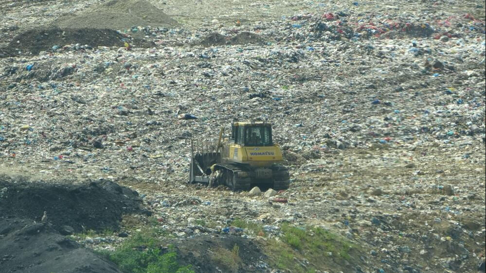 Trabzon Araklı'da çöp tesisinden dereye akıtılan su köy sakinlerini çileden çıkarttı! Kötü koku ve hastalık saçıyor Trabzon Araklı'da çöp tesisinden dereye akıtılan su köy sakinlerini çileden çıkarttı! Kötü koku ve hastalık saçıyor - 7. Resim