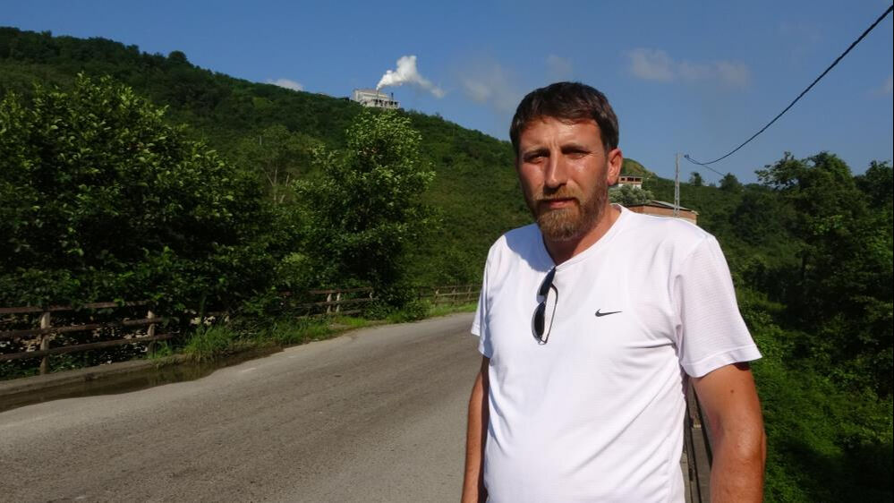 Trabzon Araklı'da çöp tesisinden dereye akıtılan su köy sakinlerini çileden çıkarttı! Kötü koku ve hastalık saçıyor Trabzon Araklı'da çöp tesisinden dereye akıtılan su köy sakinlerini çileden çıkarttı! Kötü koku ve hastalık saçıyor - 3. Resim