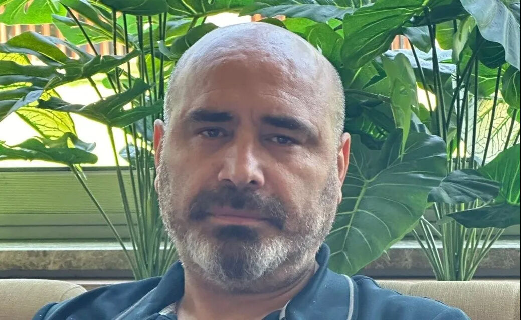'Kızıl Milyarder'in mirası kardeşleri birbirine düşürdü! 8 sayfalık mülk listesi ağızları açıkta bıraktı 'Kızıl Milyarder'in mirası kardeşleri birbirine düşürdü! 8 sayfalık mülk listesi ağızları açıkta bıraktı - 5. Resim