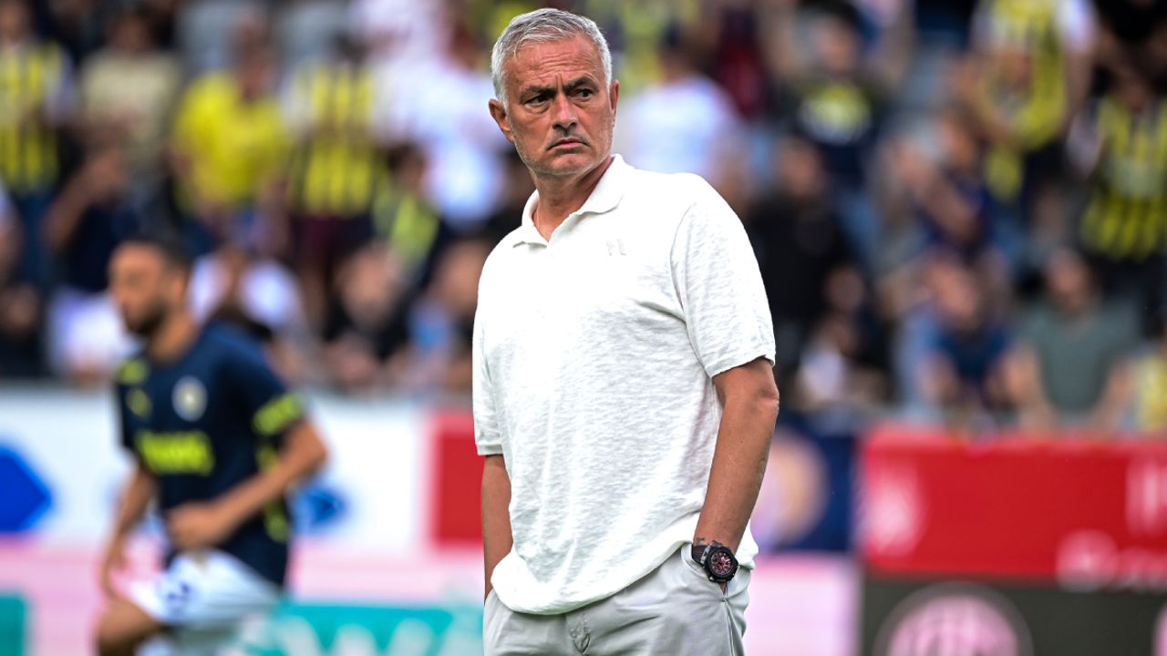 Lugano - Fenerbahçe maçının kahramanı Dzeko&#039;dan Mourinho&#039;ya övgü dolu sözler