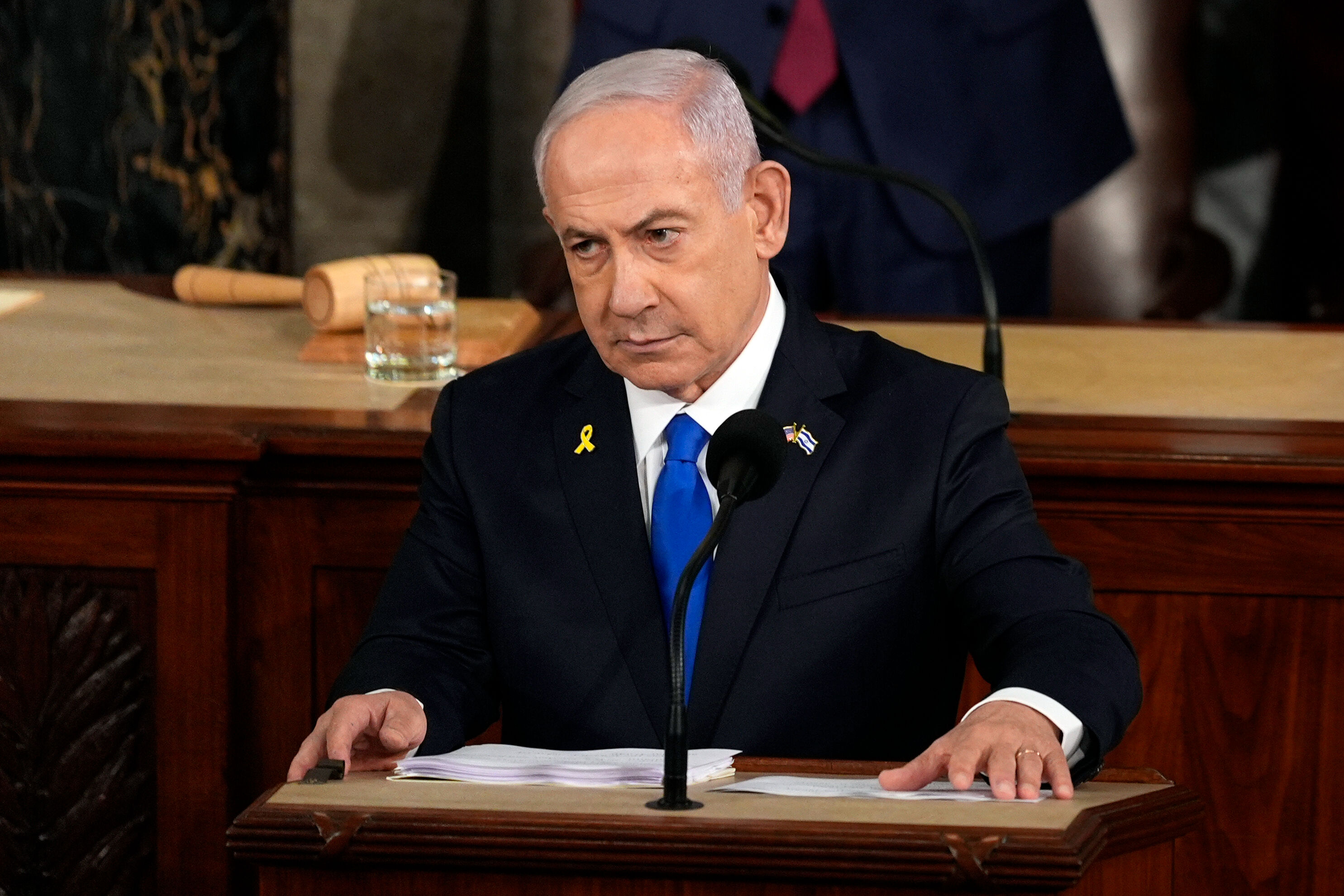 ABD tarihine kara leke! Netanyahu Kongre'de ayakta alkışlandı Netanyahu ABD Kongresi'nde dakikalarca alkışlandı!