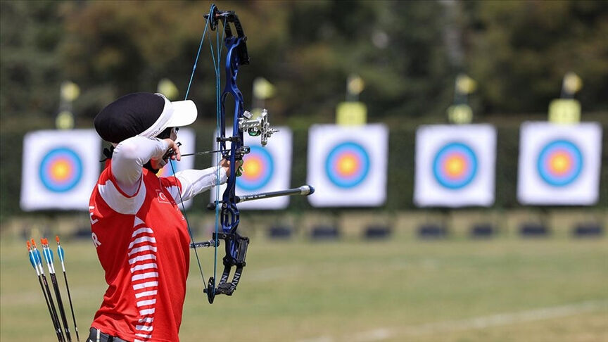 2024 Olimpiyat Oyunlarında okçuluk sıralama atışlarında bugün Elif Berra Gökkır yarışacak - 1. Resim