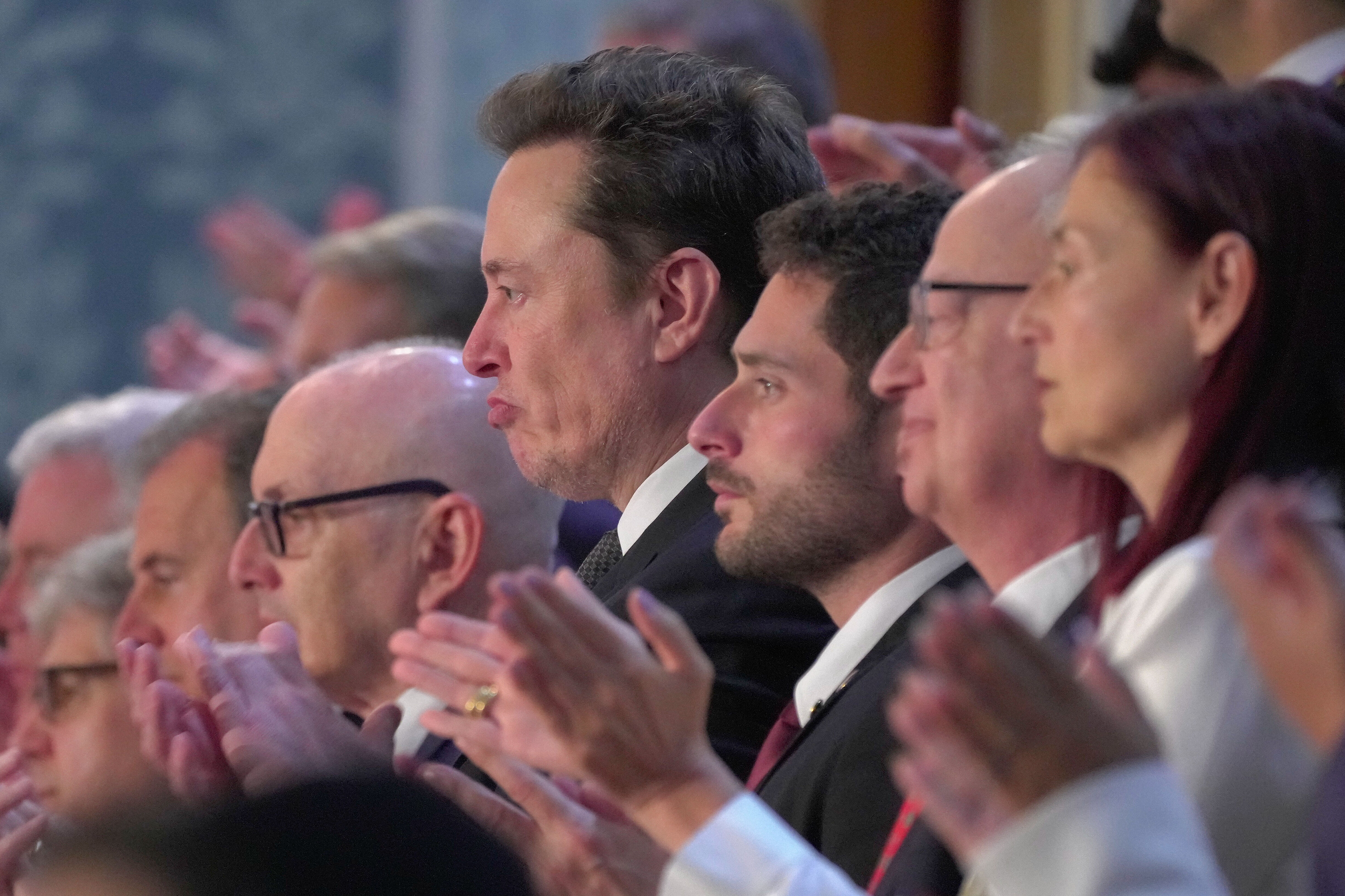 ABD Kongresi'ne o da katıldı! Elon Musk, Netanyahu'yu ayakta alkışladı ABD Kongresi'ne o da katıldı! Elon Musk, Netanyahu'yu ayakta alkışladı - 1. Resim