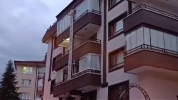 Ankara ve Gümüşhane'de kan donduran görüntüler! Biri silah biri bıçakla dehşet saçtı... Ölü ve yaralılar var - 1. Resim