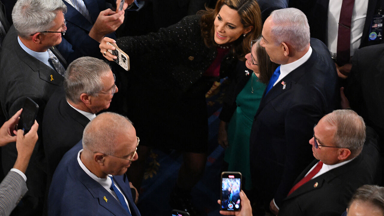 İddiaları birer birer çökertildi... İşte Netanyahu'nun ayakta alkışlanan yalanları İddiaları birer birer çökertildi... İşte Netanyahu'nun ayakta alkışlanan yalanları - 1. Resim