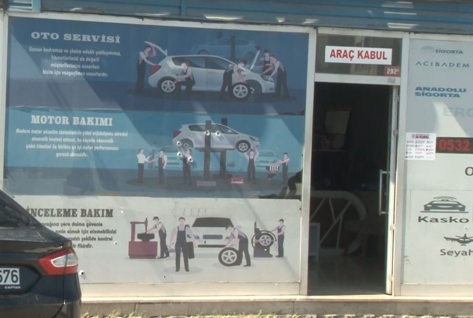 İstanbul Arnavutköy'deki oto tamircide çıkan silahlı çatışmanın görüntüleri şoke etti - 1. Resim